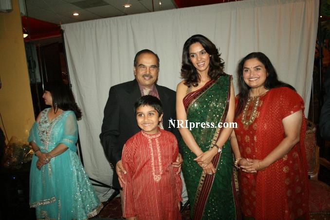 Mallika-Sherawat 093